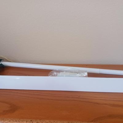 DRIED FLOWERS, FRAMED FLORAL PICTURE, SHOWER CURTAIN RINGS AND CURTAIN ROD