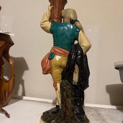 Ceramic figurines and oil lamp