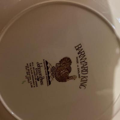Three deviled egg plates6 dinner plates/ place matt