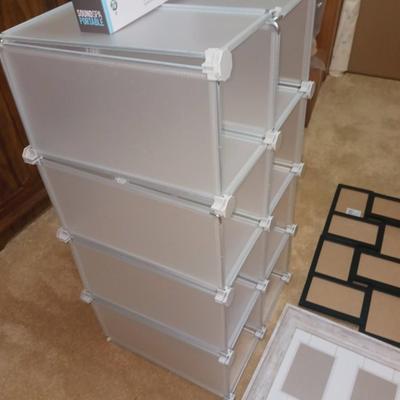 SOUND SPA, MULTI PICTURE FRAMES AND SECTIONED ORGANIZER