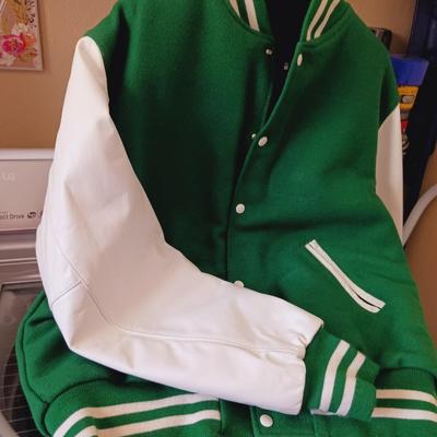 MEN'S TUFF HIDE LEATHER VEST (M) & HOLLOWAY COLLEGE LETTER JACKET (L)