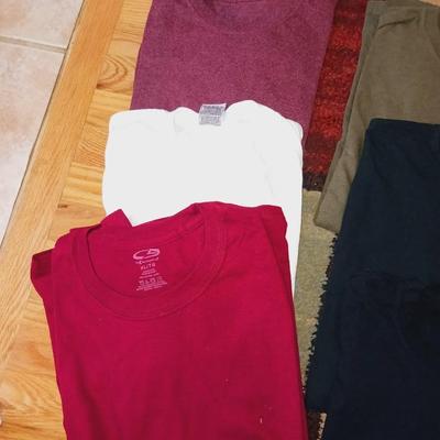 MEN'S T-SHIRTS SIZE L - XL