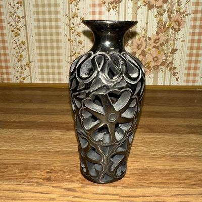 23 BLACK POTTERY BUD VASE BY ARTIST DONA ROSA OAXACA MEXICO 5.5"