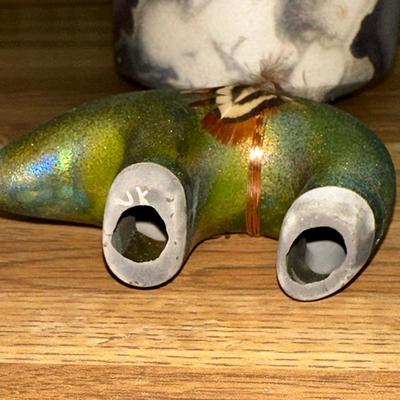 28 LOT 3 PIECES ART POTTERY VASES BEAR FEATHER BEAD DECORATION TAJA
