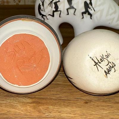 32 LOT 3 PIECES SMALL ART POTTERY BEAR DOUBLE SPOUT SUN ROSE