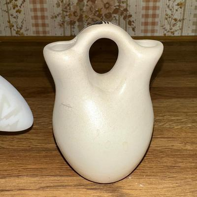 32 LOT 3 PIECES SMALL ART POTTERY BEAR DOUBLE SPOUT SUN ROSE