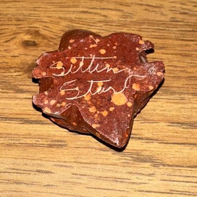 33 LOT 8 SMALL PIECES OF HAND MADE POTTERY STORY TELLER CARVED TURTLE