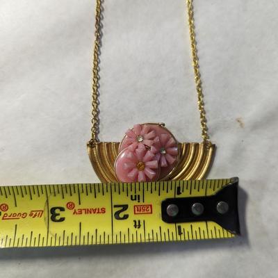 Floral Pendant Necklace