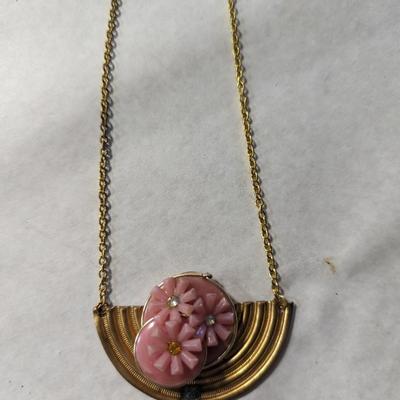 Floral Pendant Necklace