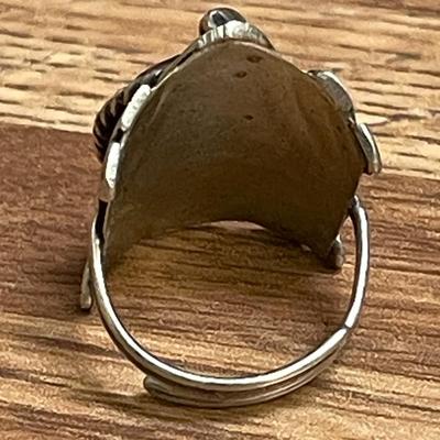 36 ARTISAN SILVER ADJUSTABLE AGATE RING NOT MARKED