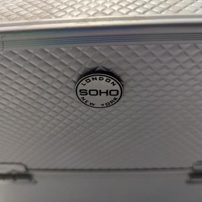 London Soho NY Makeup Train Travel Case Jewelry Box Top Handle Container w/keys