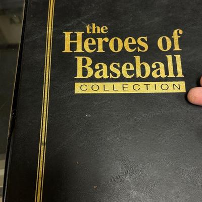 Hero’s of Baseball Gold set Babe Ruth Mantle DiMaggio Jackie Robinson and much more lot of 30