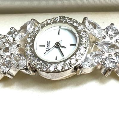 41 LENOX CRYSTAL BUTTERFLY LADIES QUARTZ WRIST WAATCH NOT RUNNING