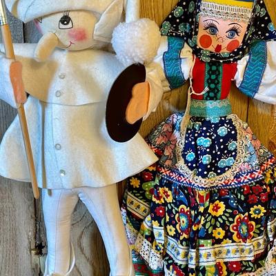 43 PAIR OF UNIQUE DOLLS ARTIST ELF & RUSSIAN FOLK ART DOLL