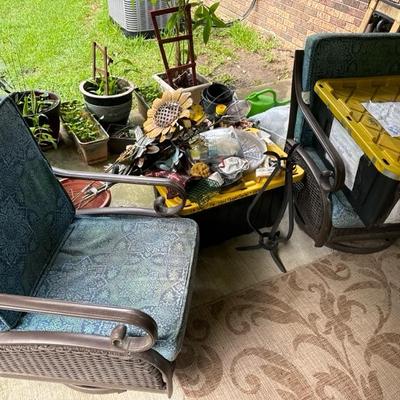 Loveseat Table 4 chairs & Outdoor wicker motion chairs (2) excellent good cushions