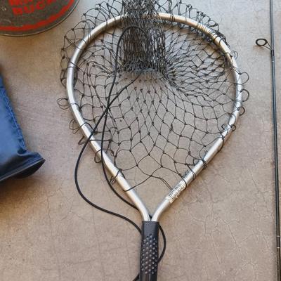 ADULT LIFE VEST, MINNOW BUCKET, NET AND RODS W/REELS