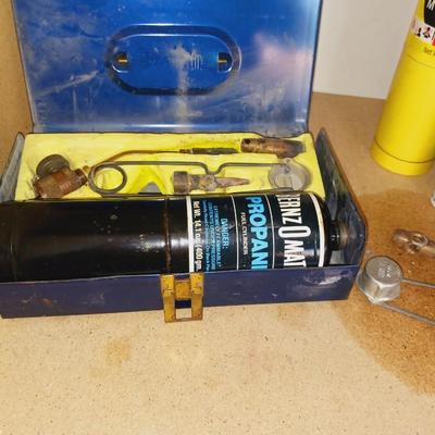 SOLDERING SET AND BUTANE FUEL