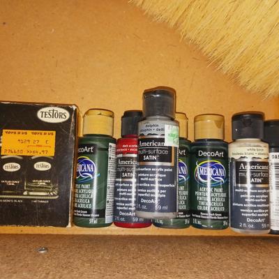 MODEL AND CRAFT PAINT, HAND BRUSH