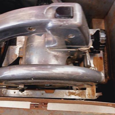 CIRCULAR SAW