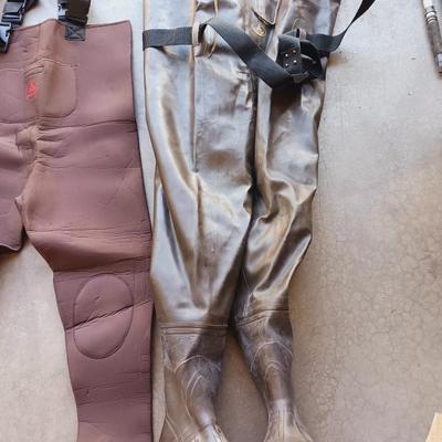 NEOPRENE AND RUBBER WADERS (L)