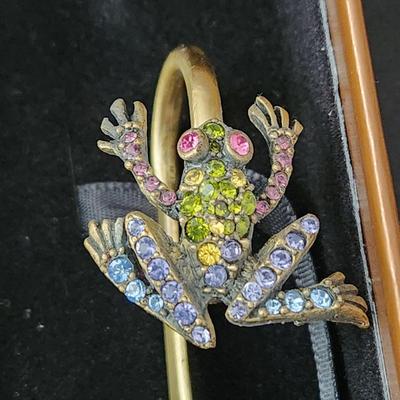 Jay Strongwater Frog Hook Bookmarker Delft Garden w Box