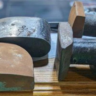 Dent dollies for dent removal on vehicles