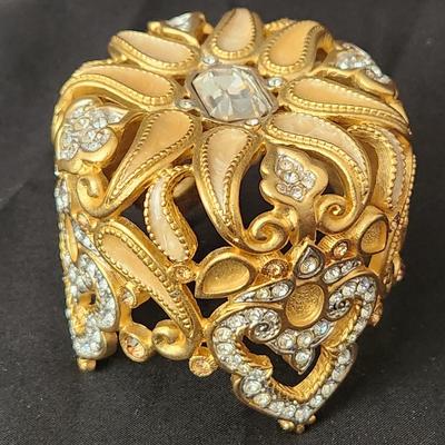 Jay Strongwater Decorative Piece