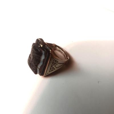 MEN'S 14K GOLD RING WITH A CAMEO