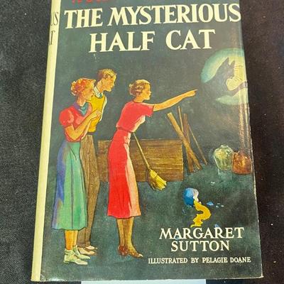 Vintage Judy Bolton Mystery