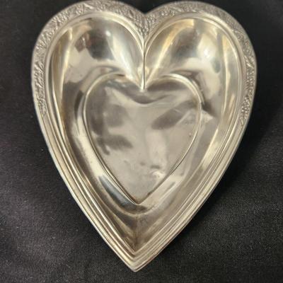 International Sterling Silver Heart Shape Tray 102 48-1