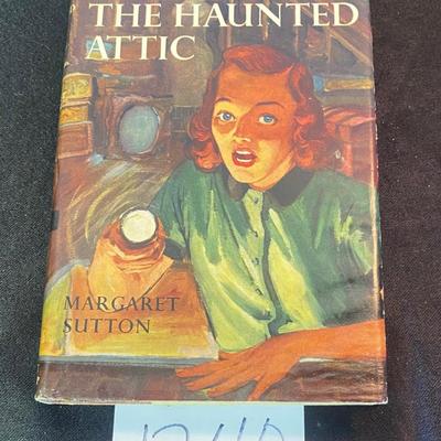 Vintage Judy Bolton Mystery