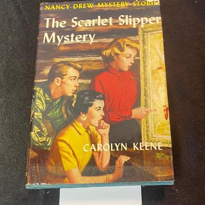 Vintage Nancy Drew Mystery