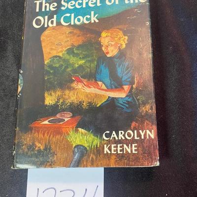 Vintage Nancy Drew Mystery