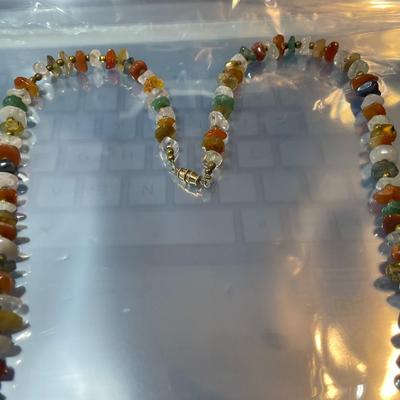 Vintage 34/35" Agate/Quartz Bright Color Chip Bead Necklace in Good Preowned Condition.