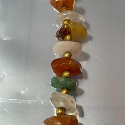 Vintage 34/35" Agate/Quartz Bright Color Chip Bead Necklace in Good Preowned Condition.
