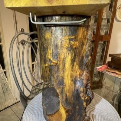 Vintage Backwoods Arts Tree Trunk Stool/Table 14.25" Tall, 14.25" Wide x 7" in Good Preowned Condition.