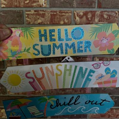 Hello Summer Sunshine & Chill Out signs lot of 3