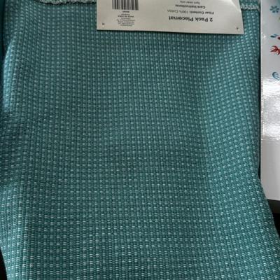 Lot of 30 Placemats for all occasions
