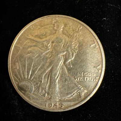 1945 WALKING LIBERTY HALF SILVER