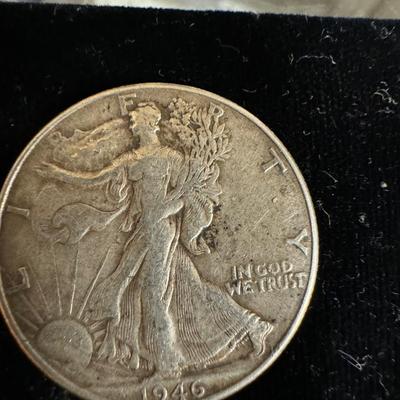 1946 WALKING LIBERTY HALF SILVER