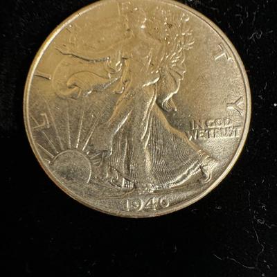 1946 WALKING LIBERTY HALF SILVER