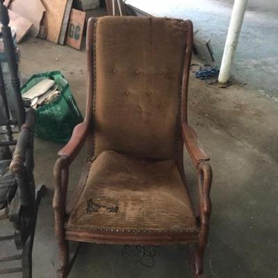 Swan head arms rocking chair 