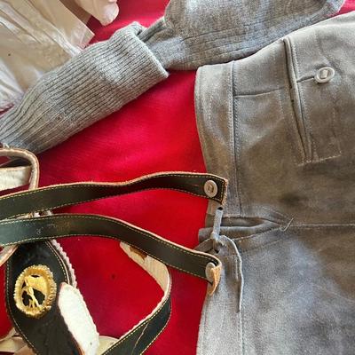 LEATHER ALPINE OUTFIT