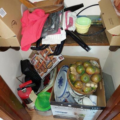 Kitchen pantry