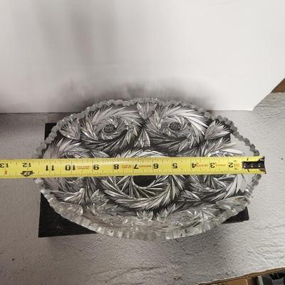 Cut crystal bowls