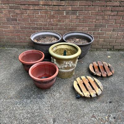 Plant Pots, Faux Plants & Wreath Plus More (FY/BY-RG)