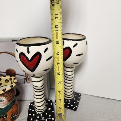 Quirky pottery and napkin holder