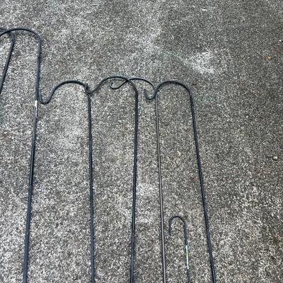 Wild Birds Unlimited Double Crook Pole, Shepherds Hooks & More (FY-RG)