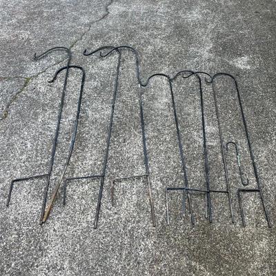 Wild Birds Unlimited Double Crook Pole, Shepherds Hooks & More (FY-RG)