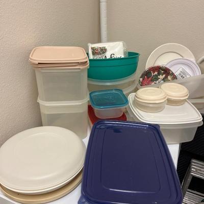 Tupperware Lot